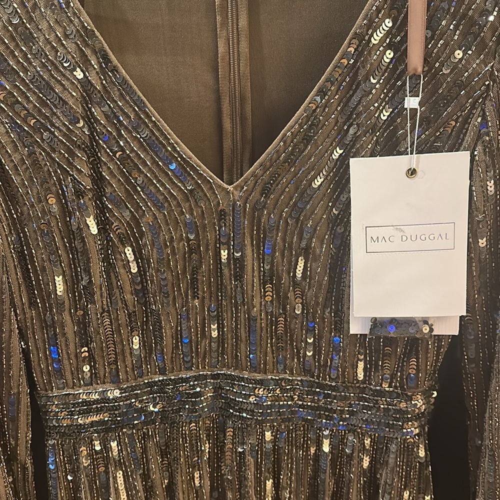 Mac Duggal Bronze Sequin V-Neck Long Sleeve Midi Dress - Picture 3 of 4